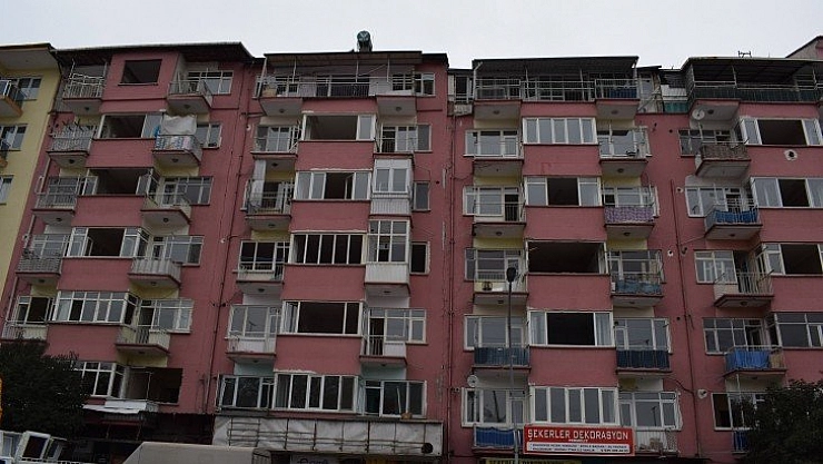 10 bini aşkın konut hasarlı