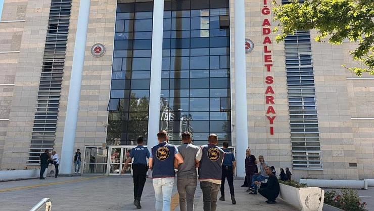 10 evde hırsızlık yapan 2 şüpheli yakalandı