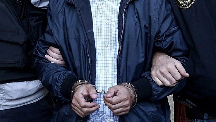 12 şüpheli yakalandı