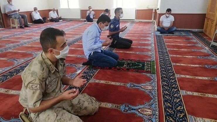 15 Temmuz şehitlerine mevlit