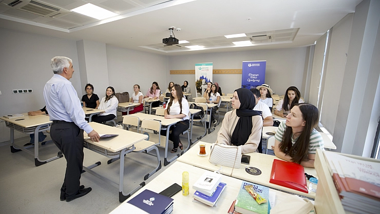 16 Ülkeden Geldiler, Malatya'da Türkçeyi Ana Dilleri Gibi Konuştular!