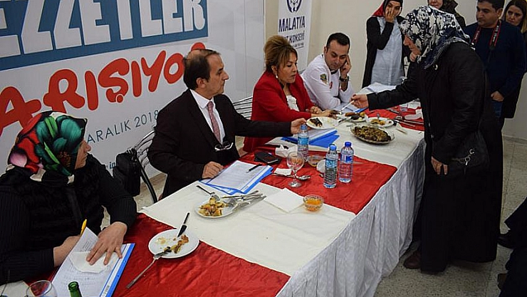 Yöresel lezzetler yarışıyor