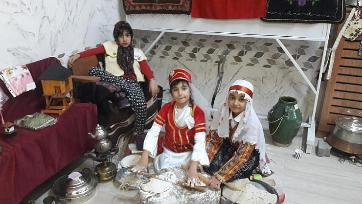 İlkokul öğrencilerinden sergi