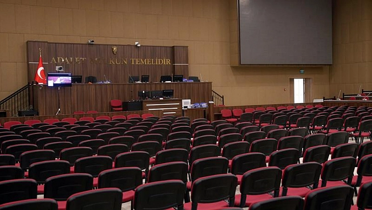 27 kişiyi dolandıran kadına hapis cezası