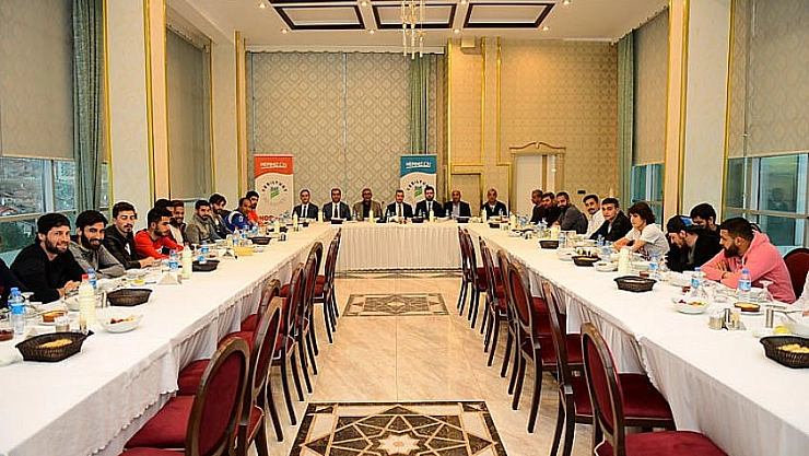 Başkan takımı kutladı