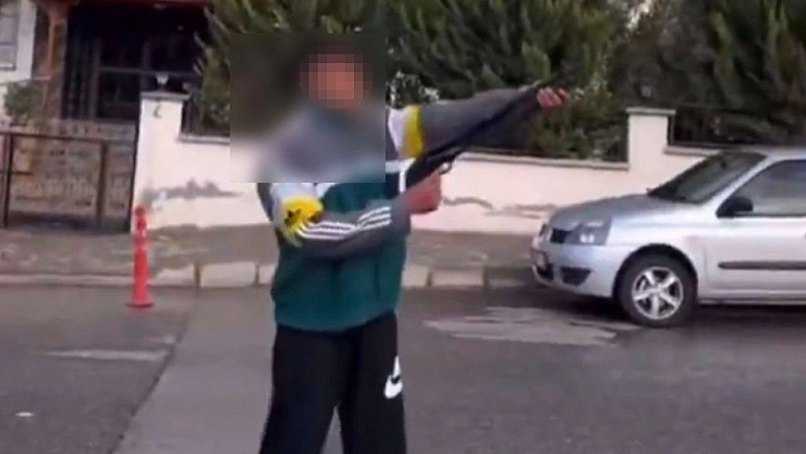 3 şahıs pompalı tüfekle rastgele ateş açtı