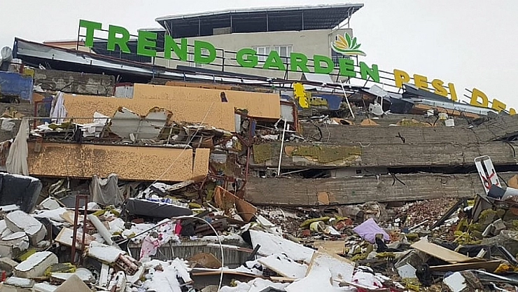 31 Cana Mal Olan Rezidansta Beton Skandalı: 'Kerpiçten Bile Kötü'!