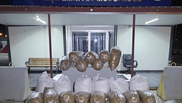 449 kilogram kaçak tütün ele geçirildi