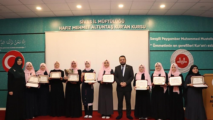 46 öğrenciye hafızlık belgesi verildi