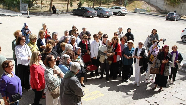 50 yıl sonra bir araya geldiler