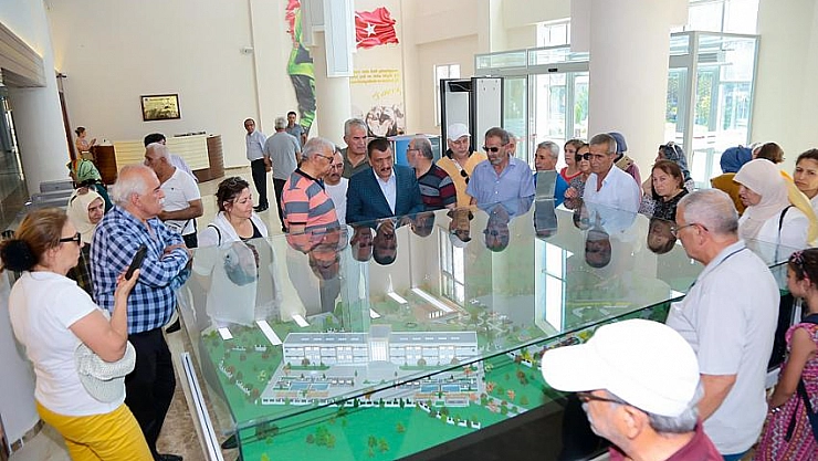 Tarihi mekanları gezdiler