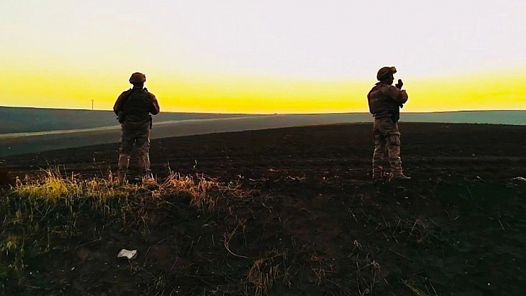 9 yıldır birçok suçtan aranan zanlı yakalanarak tutuklandı