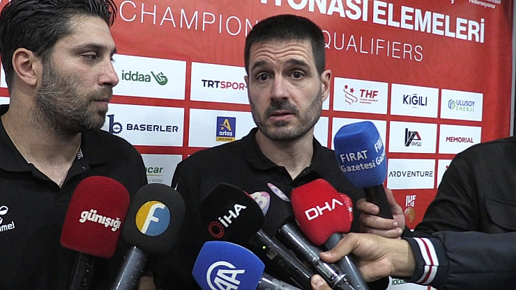 A milli hentbol takımı şov yaptı