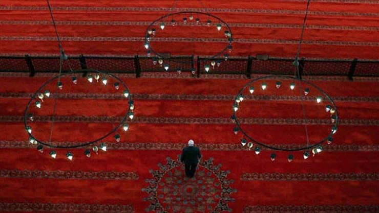 Acizliğimizi hissettik