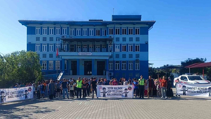 Jandarma bilgilendirme çalışması yaptı