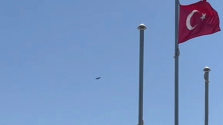 Adıyaman'da F16 savaş uçağı nefes kesti