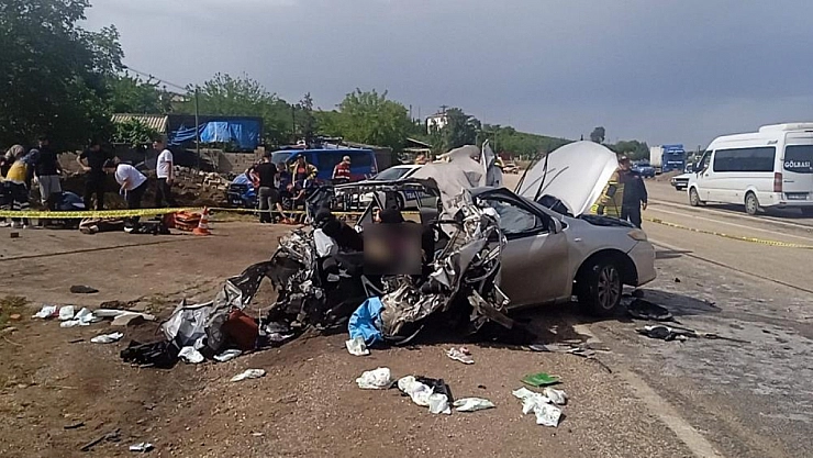 Adıyaman'da kaza 2 ölü, 3 yaralı