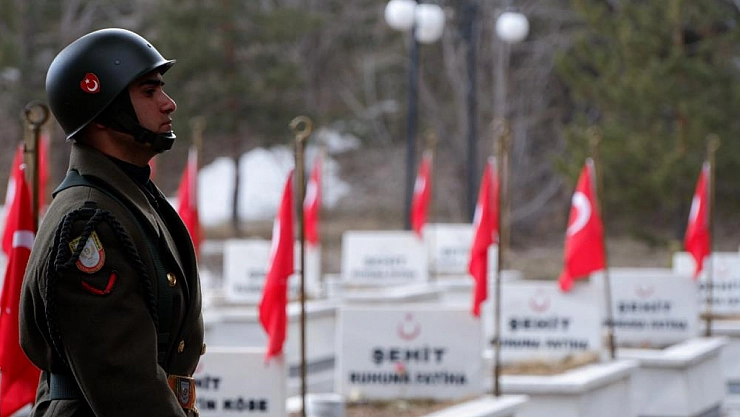 Afrin şehidi annesinin feryadı yürekleri burktu