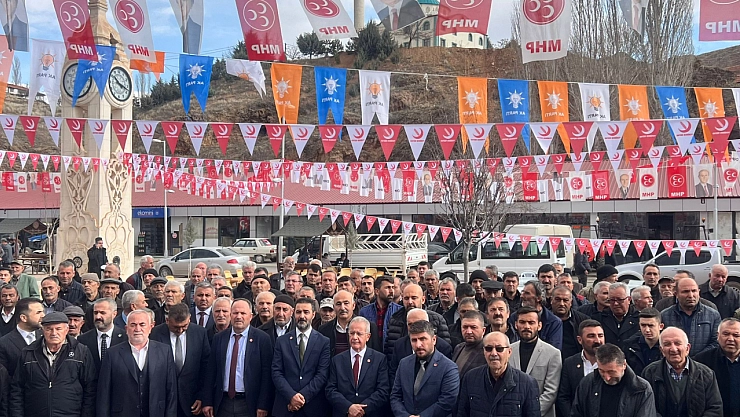 'Ak Parti ilçe başkanına TOKİ'den ev çıkması tesadüf mü?'