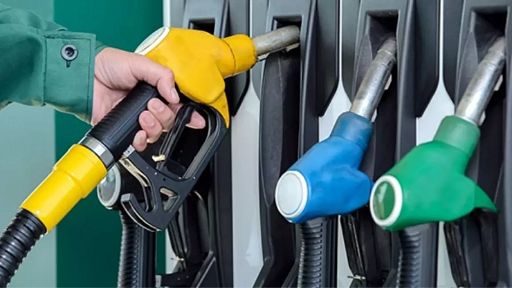 Akaryakıt fiyatlarında son durum ne? Zam yapıldı mı? İşte 4 Ağustos 2025 güncel benzin, motorin ve LPG fiyatları