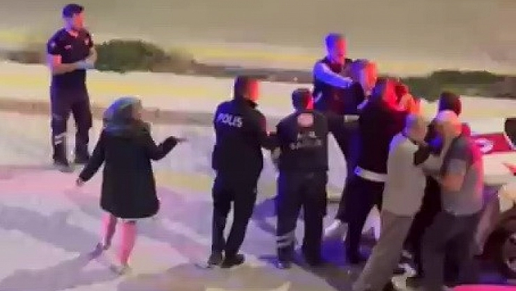 Akrabalar arasındaki kavgada 3 kişi yaralandı