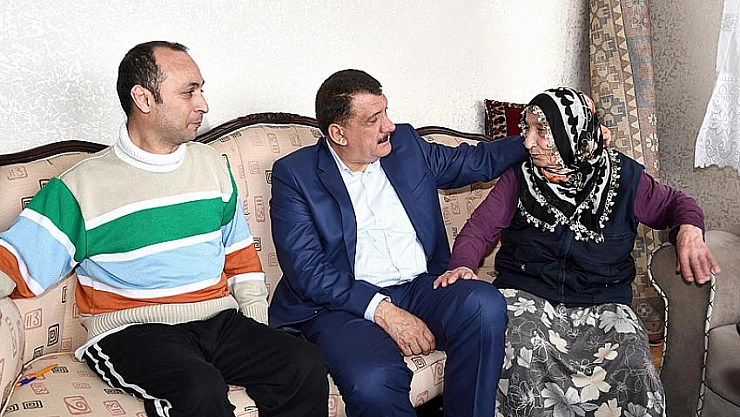 Gürkan'dan akülü araba