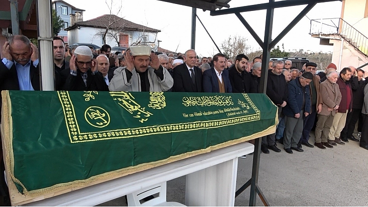 Son yolculuğuna uğurlandı