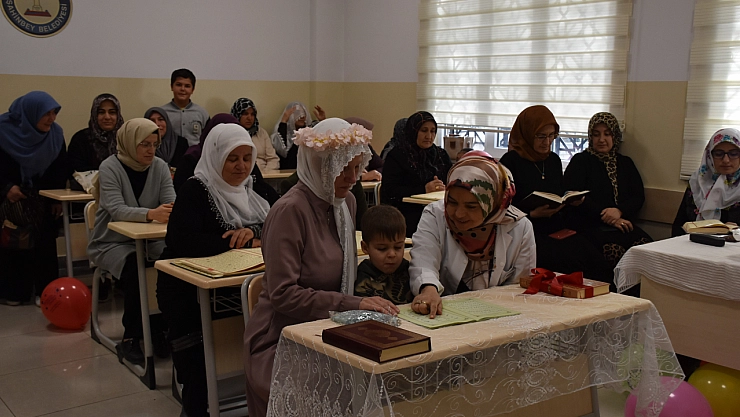 Alman kadın, Kur'an-ı Kerim'den etkilenip Müslüman oldu