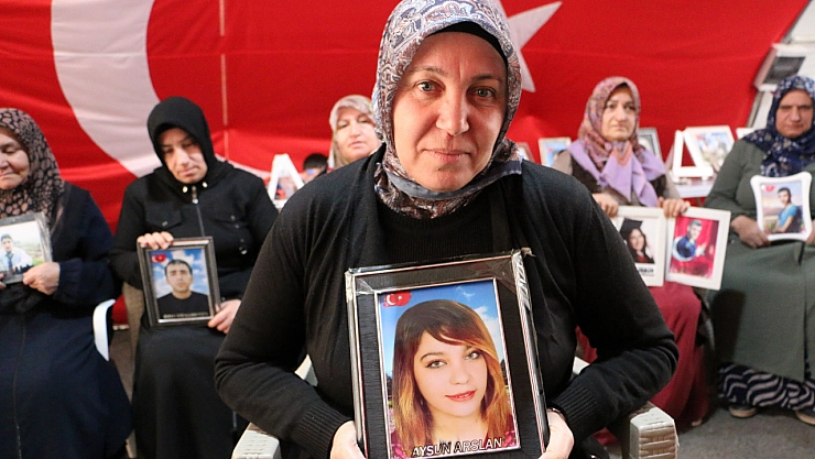 Annelerinden CHP'ye çağrı