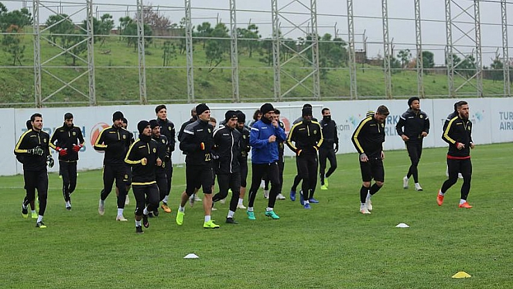Antalya kampı başladı 