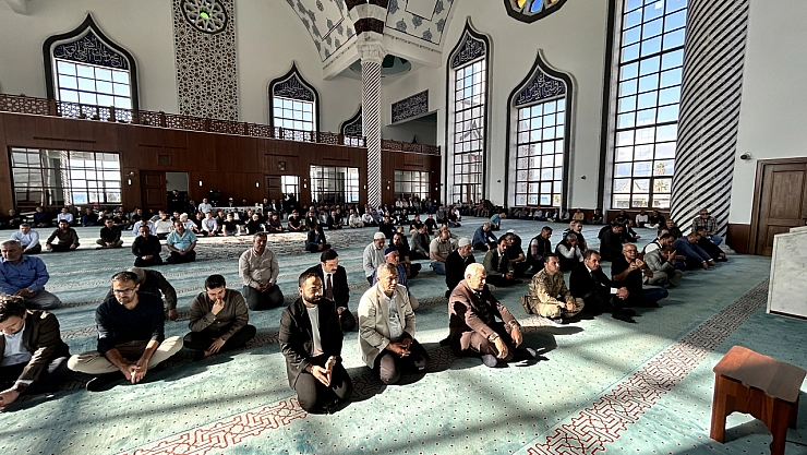 Ar, vefatının 1. yılında anıldı