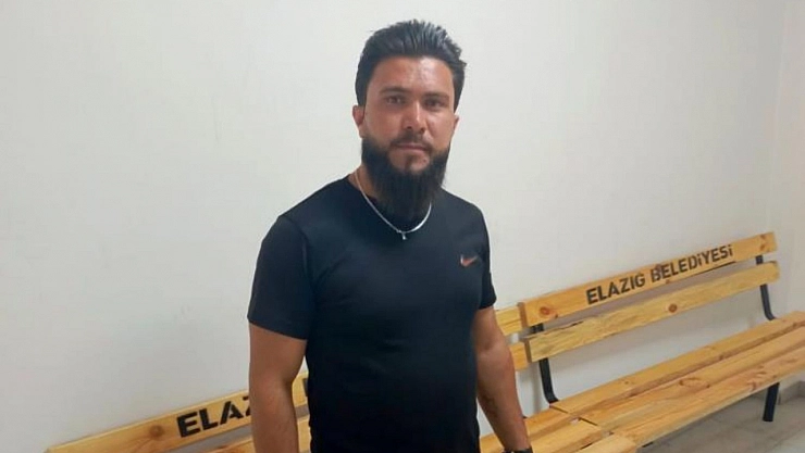 Aranan şahsı zabıta yakaladı