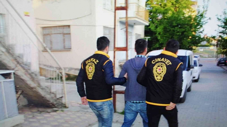 Aranan zanlılar yakalandı