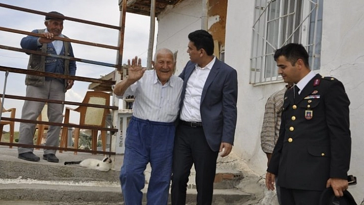 Arguvan'da Kaymakamdan bayram ziyaretleri