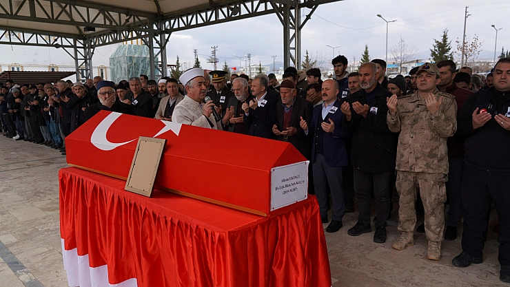 Asker son yolculuğuna uğurlandı
