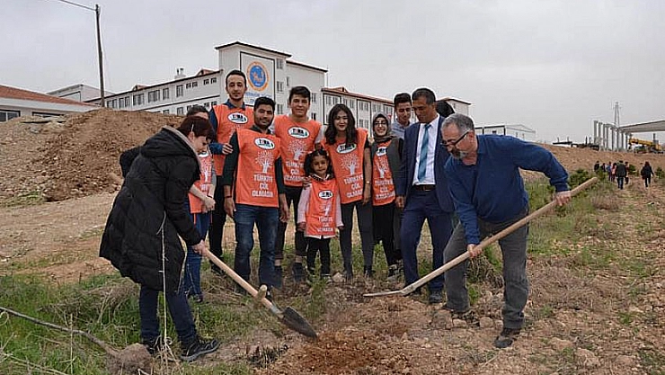 Özel İbrahim Yücel'de 'Ağaç Bayramı' etkinliği 