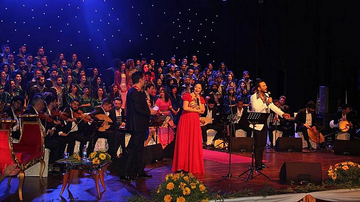 Arabesk şarkılar konseri yoğun ilgi 