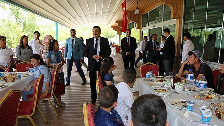 Battalgazi Belediyesi Suriyeli çocukları ağırladı 