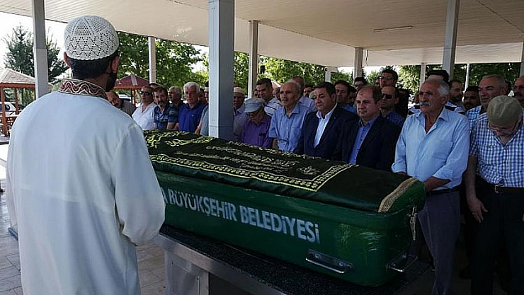 Çavuşoğlu son yolculuğuna uğurlandı 