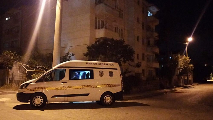 Ayrıldığı eşini bıçakla yaraladı!