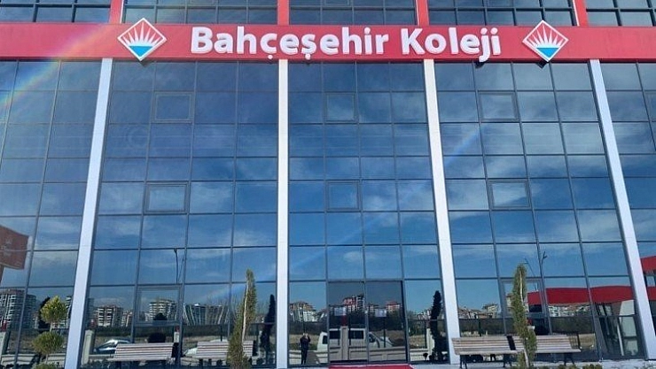 100 bin öğrenciyle uzaktan eğitim