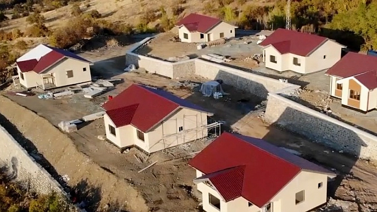 Bakan açıkladı! Köy evlerinin teslimine başlanılacak 