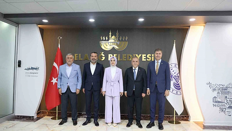 Bakan Göktaş'tan AK Parti İl Başkanlığı ve Elazığ Belediyesine ziyaret