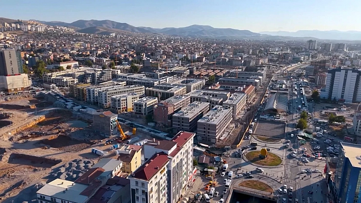 Bakan Kurum Malatya'da Fırçaladı | 'Toplantı yapmayın. İş yapın'