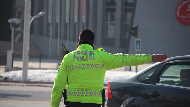 Bakan Yerlikaya bayram trafiği bilançosunu açıkladı: 692 kaza, 7 can kaybı