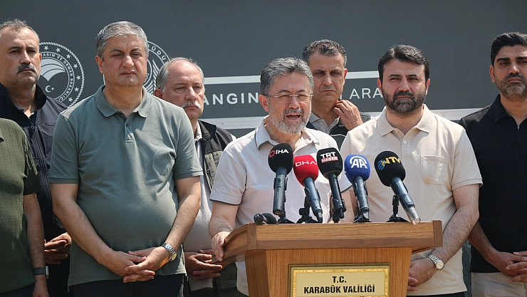 Bakan Yumaklı Duyurdu:  6 İldeki 7 Yangın Kontrol Altında!