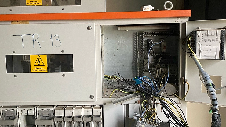 Bakır Hırsızları Binlerce Haneyi Elektriksiz Bıraktı: Hasar 3 Milyon TL