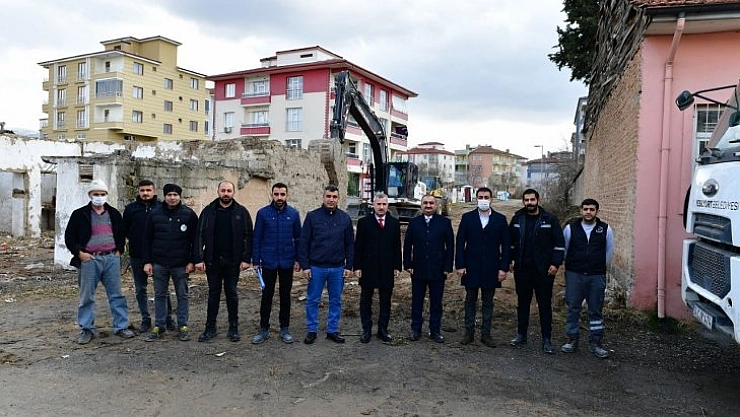 Çınar yıkımı inceledi
