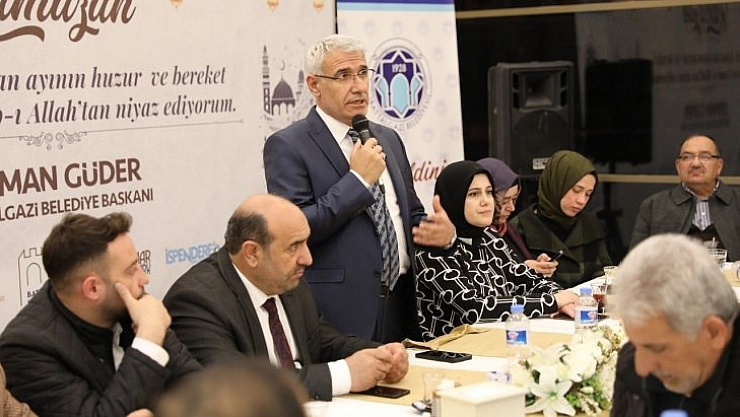 İz bırakan çalışmalara imza atıyoruz