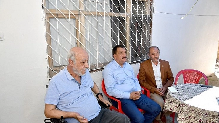 Engelli gence akülü araba